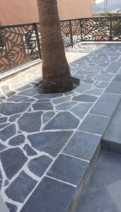 Ακανόνιστη Μαύρη 3